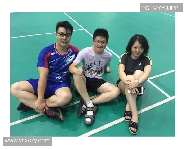 重庆羽毛球队与上海羽毛球队的耐力较量赛后分析与反思