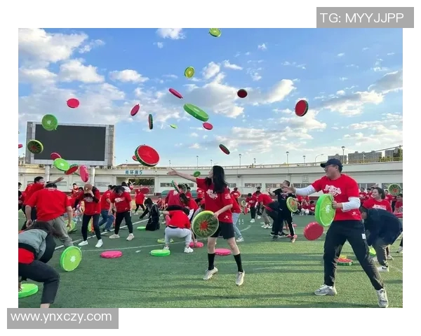 飞盘战术解析：深入探讨北京飞盘队的创新进攻体系与战术布局